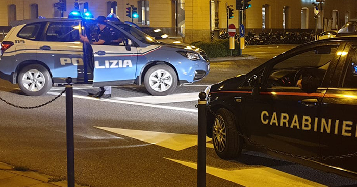 POLIZIA CARABINIERI NOTTE